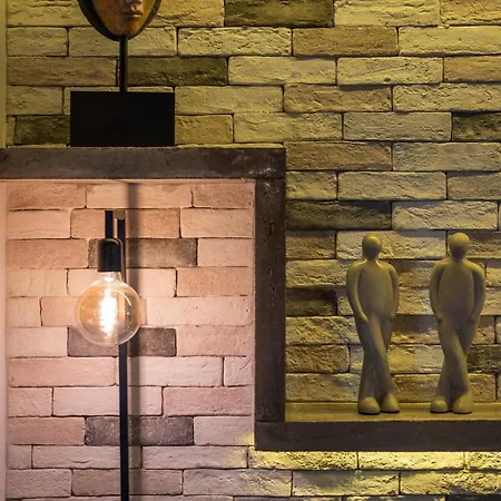 Cosy 1st Floor At Koum Kapi 아파트 하니아