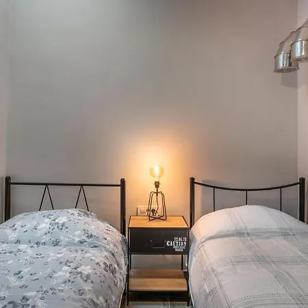 Cosy 1st Floor At Koum Kapi